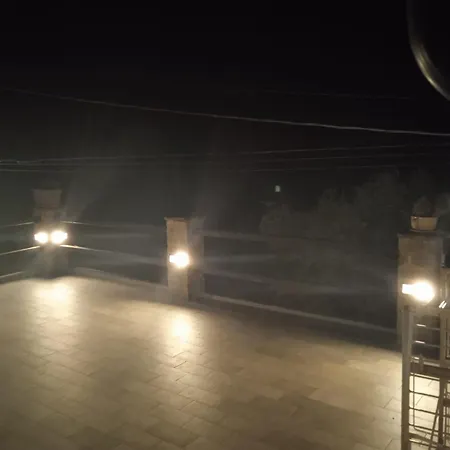 Apartment A Ca; Gialla