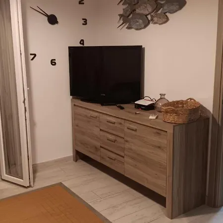 A Ca; Gialla Apartment *