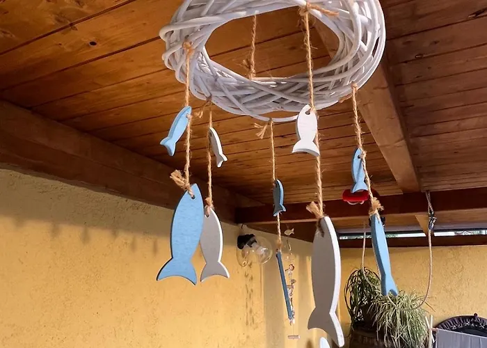 A Ca; Gialla Villanova d'Albenga